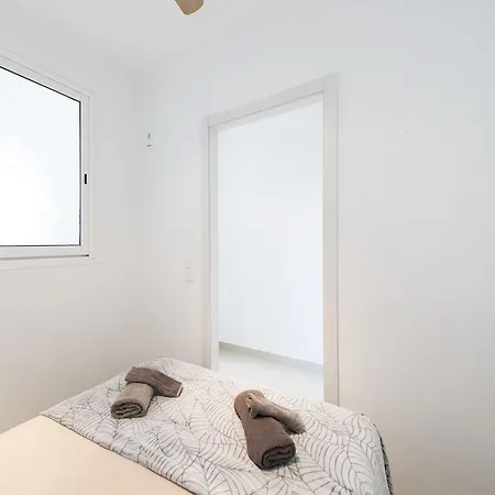 In Malaga Near Bajondillo Торремолинос