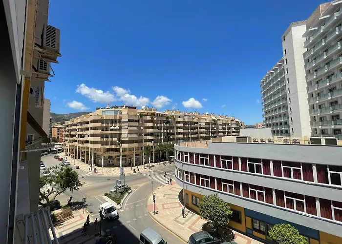 In Malaga Near Bajondillo Apartament