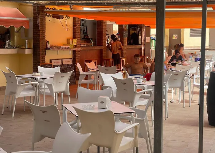 In Malaga Near Bajondillo Apartament *