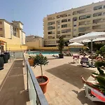 In Malaga Near Bajondillo * توريمولينوس