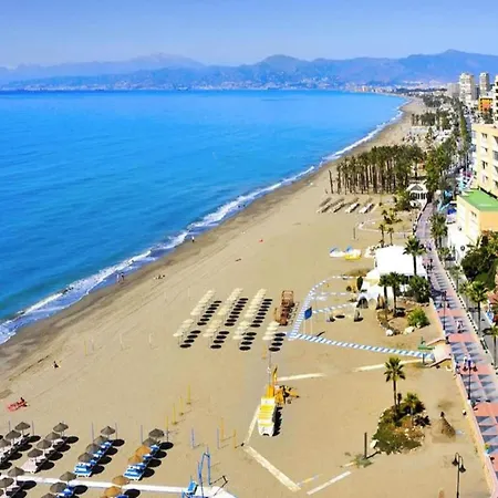 In Malaga Near Bajondillo Торремолінос
