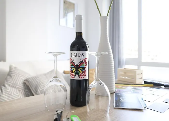 Appartement In Malaga Near Bajondillo Torremolinos