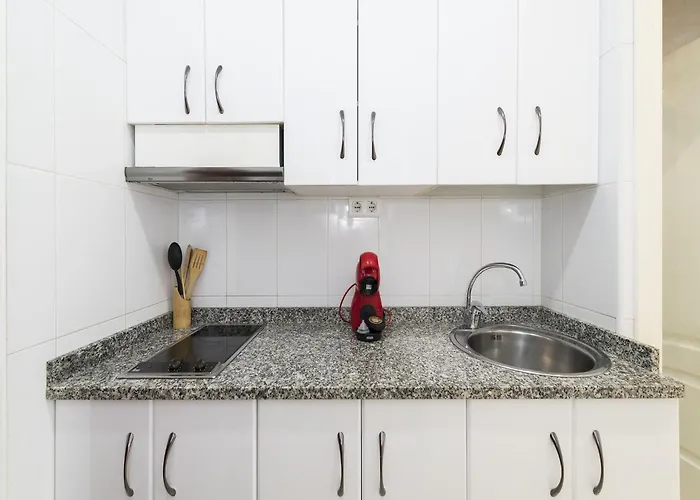 Appartement In Malaga Near Bajondillo